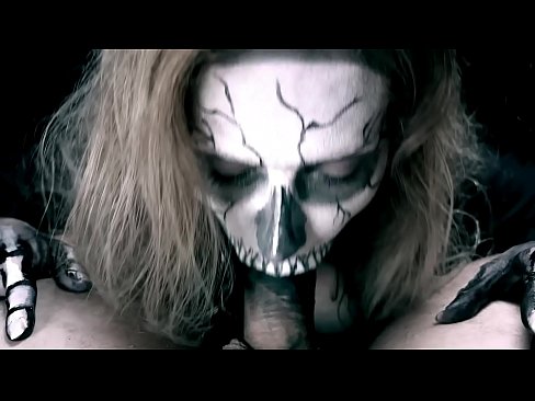 ❤️ Demon djevojka siše kurac svojim crnim ustima i guta spermu. ❤❌ Seks video kod nas hr.elitemangas.top ❌️